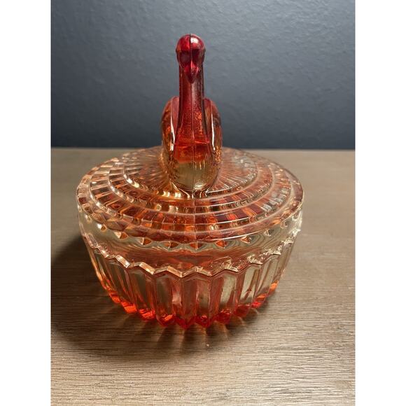 Vintage Jeanette Glass Amberina Glass Swan Candy Dish w/ Lid Ombre Red / Yellow - Picture 2 of 9